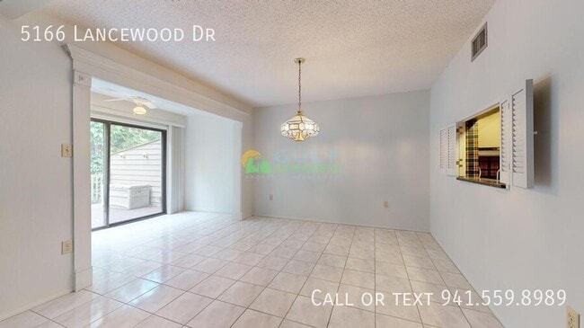 Building Photo - 5166 Lancewood Dr