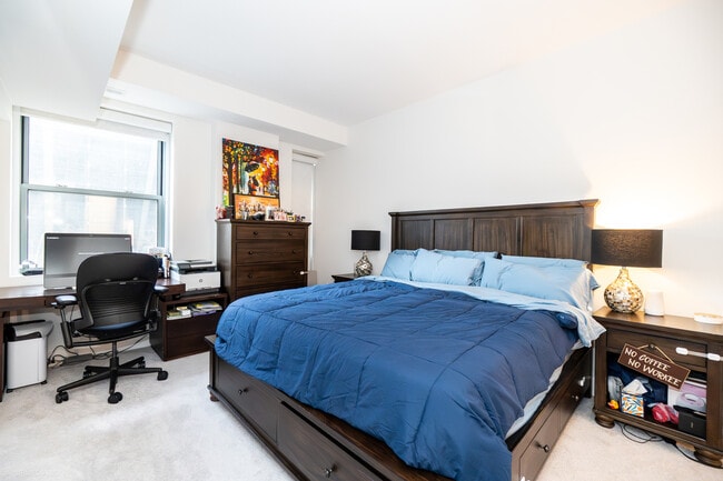 Building Photo - 165 N Canal St