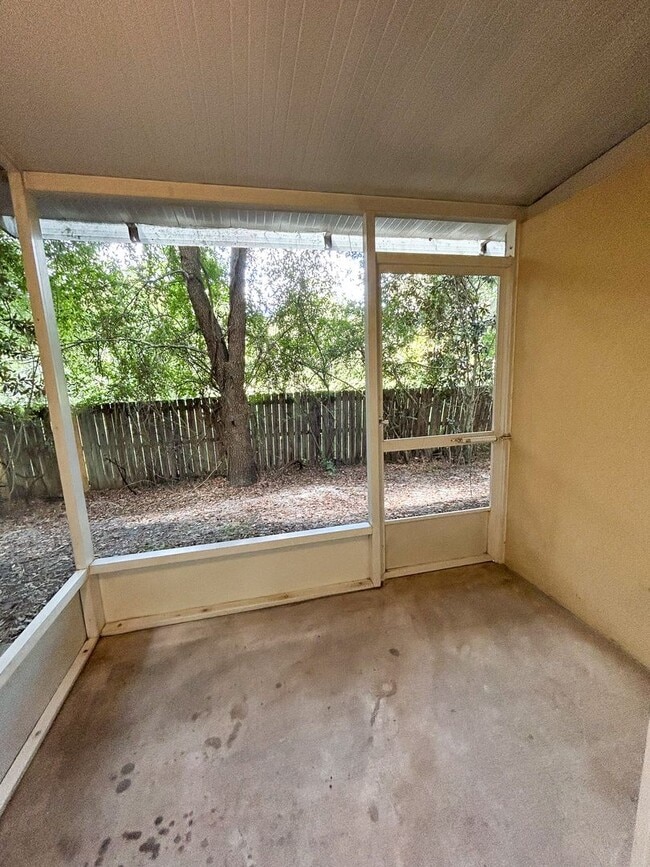Building Photo - 2/2.5 Cozy Condo in Isabella Park