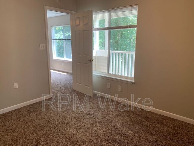Building Photo - 1341 Crab Orchard Dr