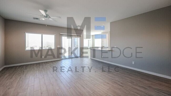 Building Photo - 3Bed/2Bath Home In Scottsdale! JOIN THE WA...