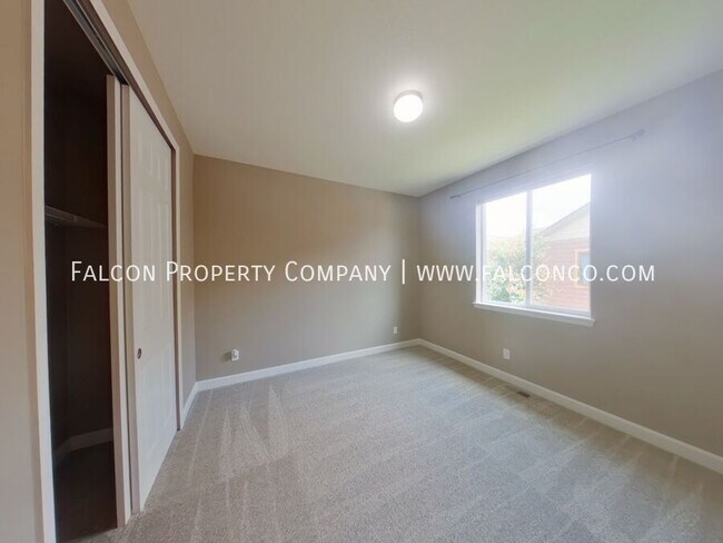 Building Photo - 7162 Laurel Cherry Ct