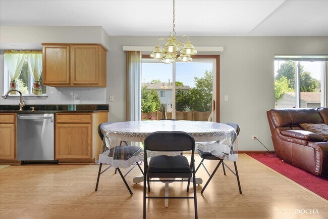 Building Photo - 2728 Bluewater Cir