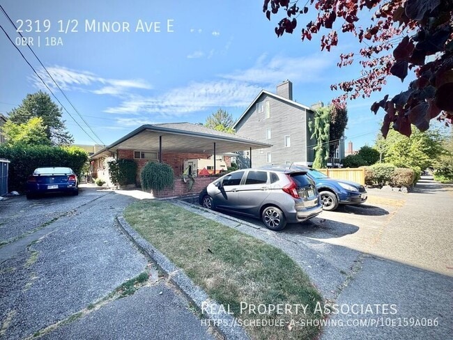 Building Photo - 2319 1/2 Minor Ave E-
