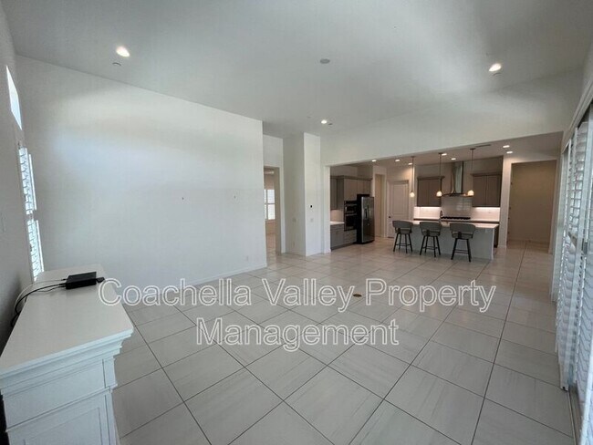 Building Photo - 12 Barolo