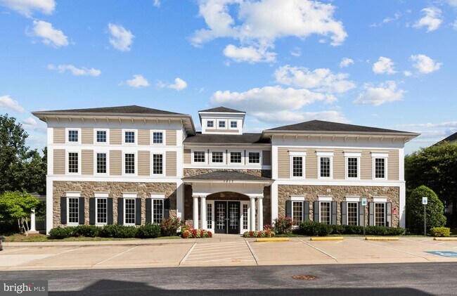 Building Photo - 1518 Enyart Way