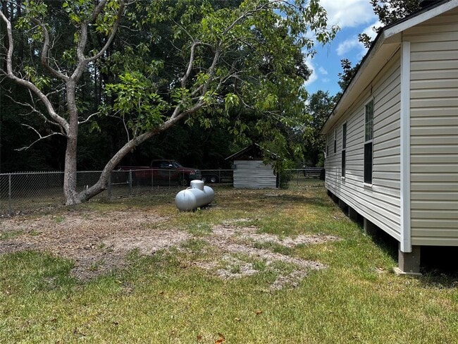 Building Photo - 10817 Ken's Ln