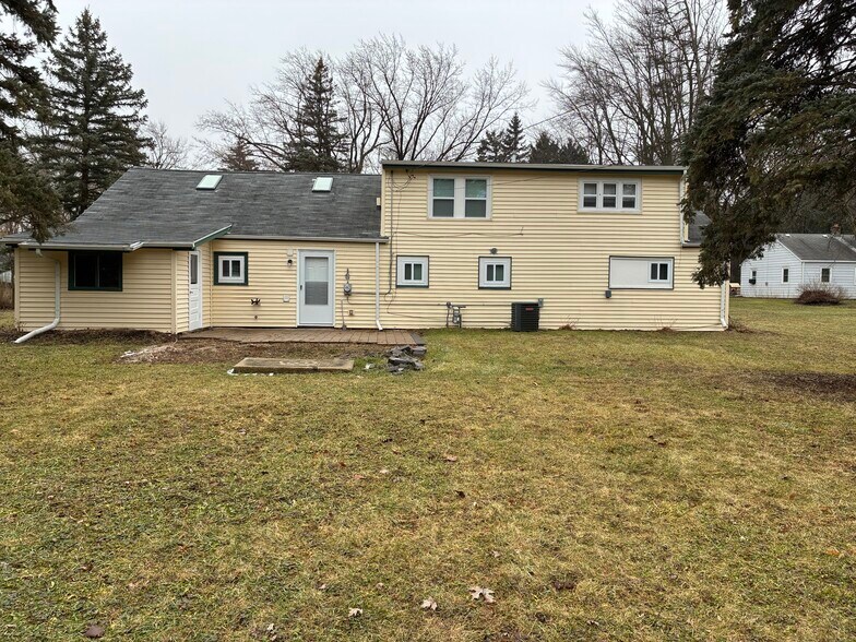 Back of house - 14220 Ranch Rd