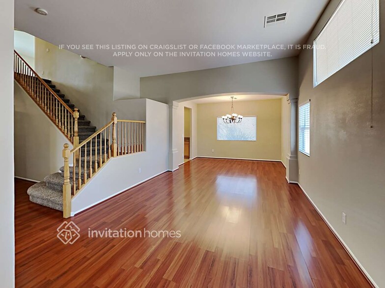 Building Photo - 4441 Rockaway Beach St