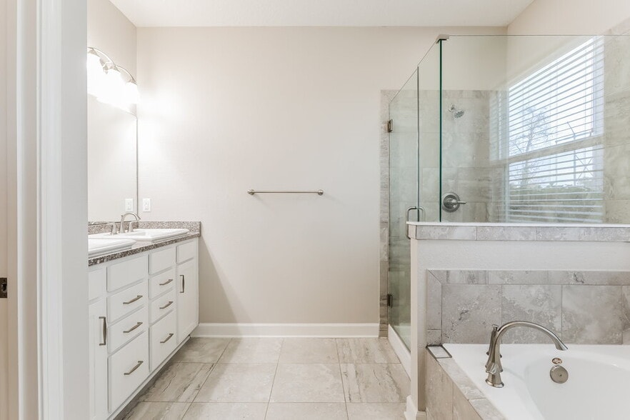 Building Photo - 1030 Wetland Ridge Cir