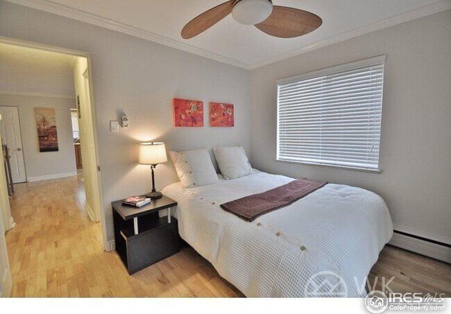 Building Photo - 276 S Sherman St