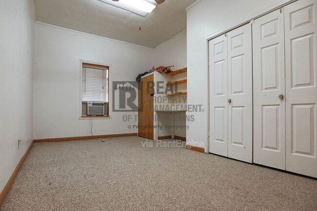 Building Photo - 1542 Parr St