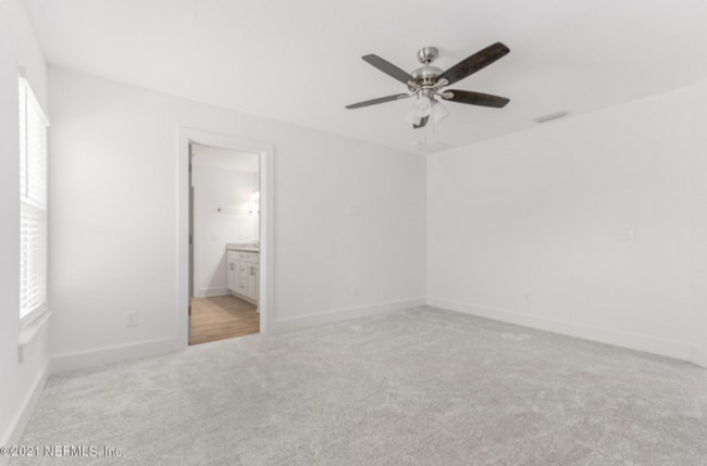 Building Photo - A beautiful 4 bedroom, 2 bathroom property...