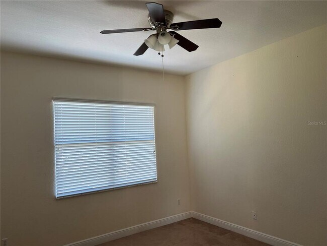 Building Photo - 6970 Scrub Jay Dr