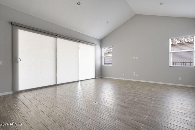 Building Photo - 20531 W Mariposa St