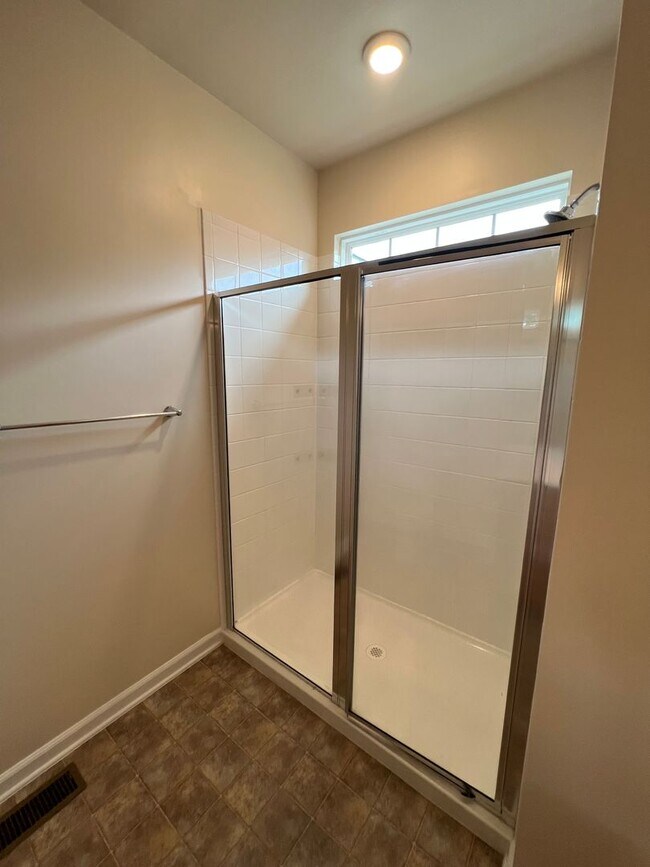 Building Photo - 965 Eagle Pl