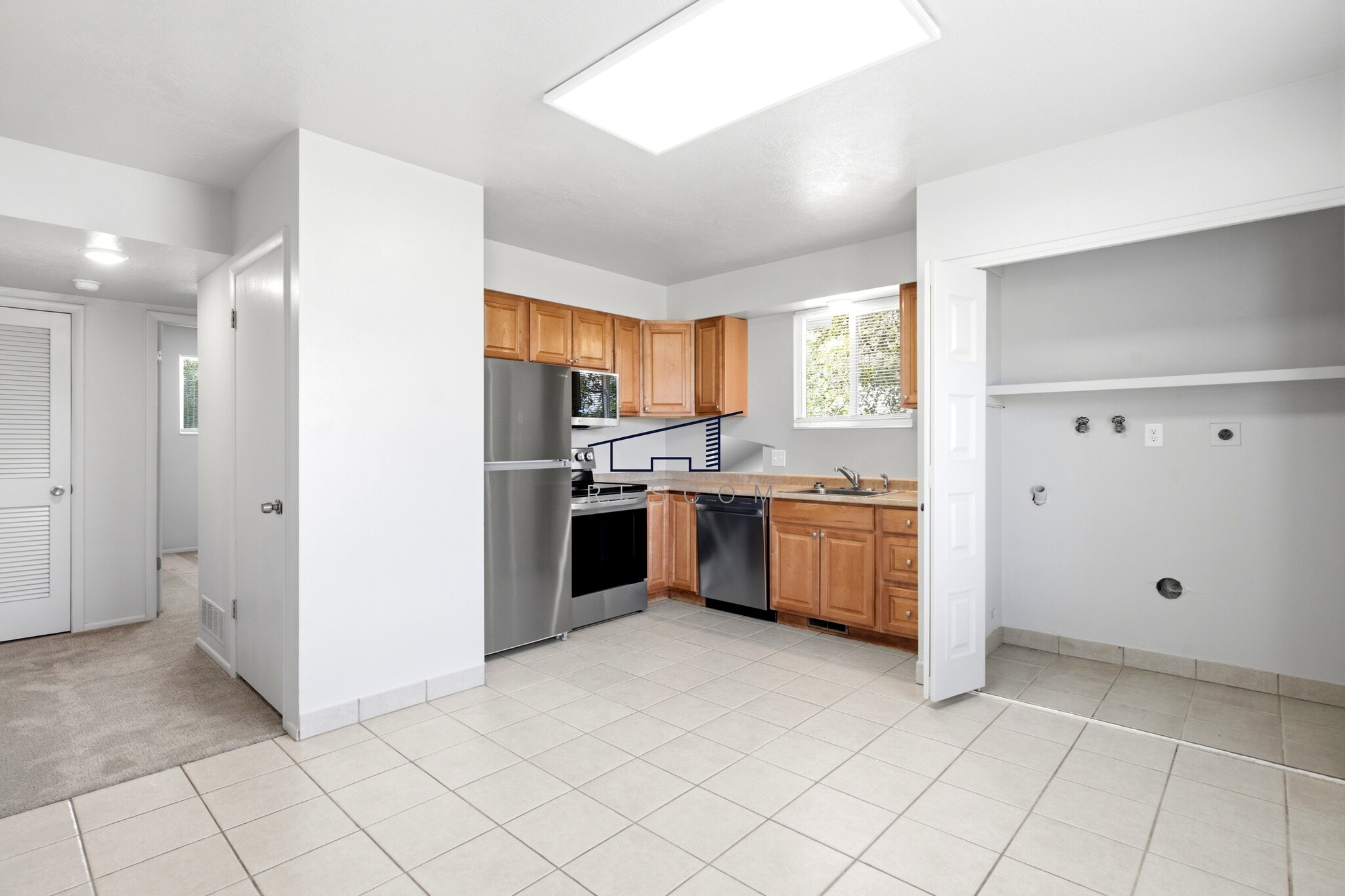 Building Photo - 445 W 4900 S