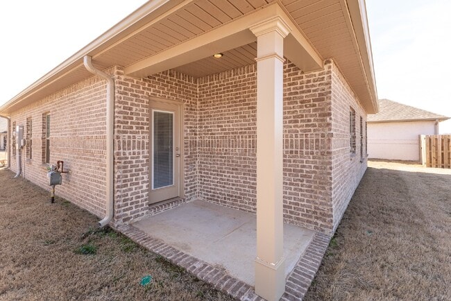 Building Photo - 125 Caspian Ln