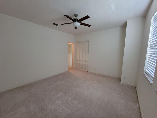 Building Photo - 685 Pacific Grove Dr
