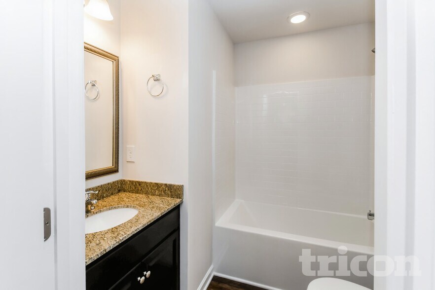 Building Photo - 926 Dawsons Park Wy