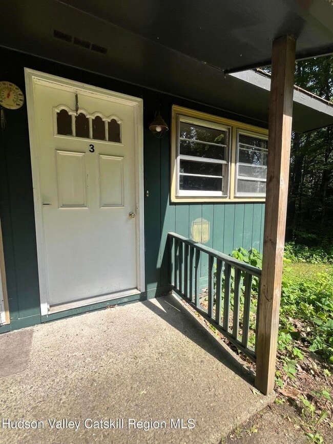 Primary Photo - 143 Vedder Rd