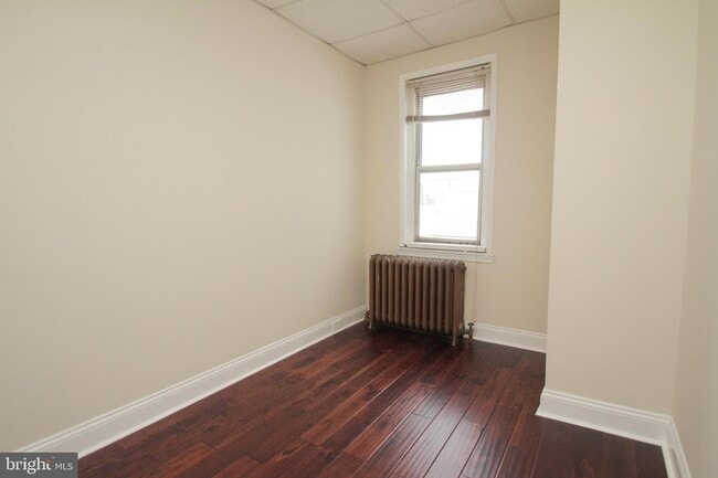 Building Photo - 1117 E Wilt St