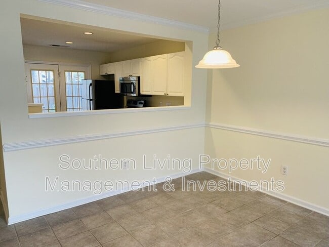 Building Photo - 9436 Elizabeth Townes Ln