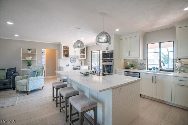 Building Photo - 915 Don Juan Ct