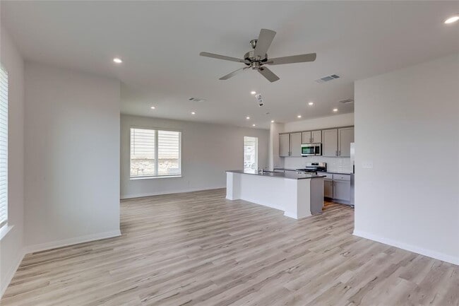 Building Photo - 20504 Haygrazer Wy