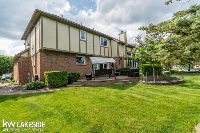 Building Photo - 47898 Lamplighter Trail