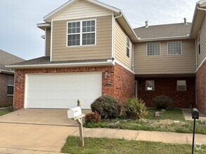 Building Photo - Golf Course View and Loft Style Bonus Space