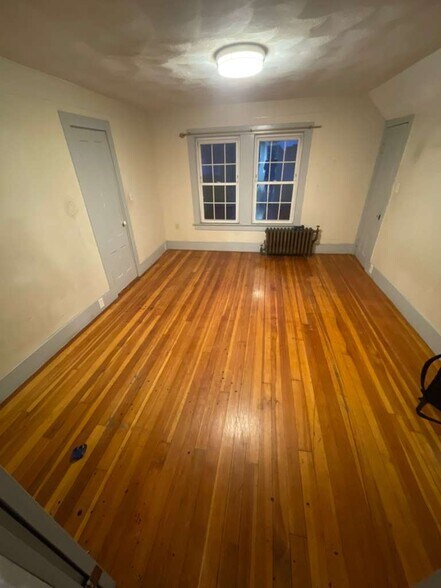 Building Photo - 29 Morris St