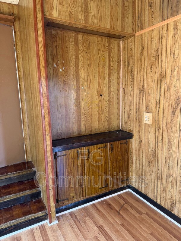 Building Photo - 125 Tinsley Heights