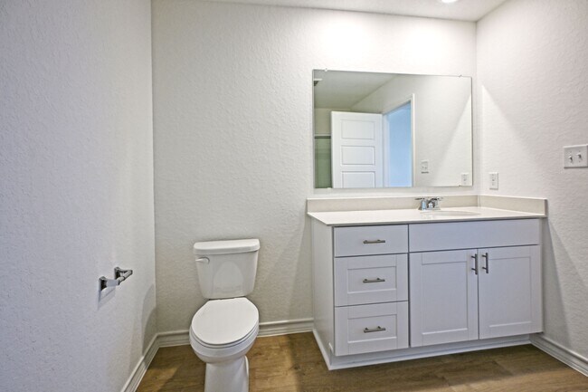 Building Photo - 946 Bluegrass Pt