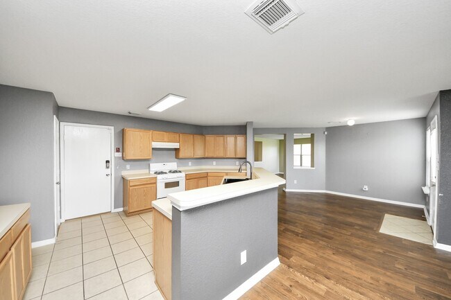 Building Photo - 3314 Fountain Hills Dr