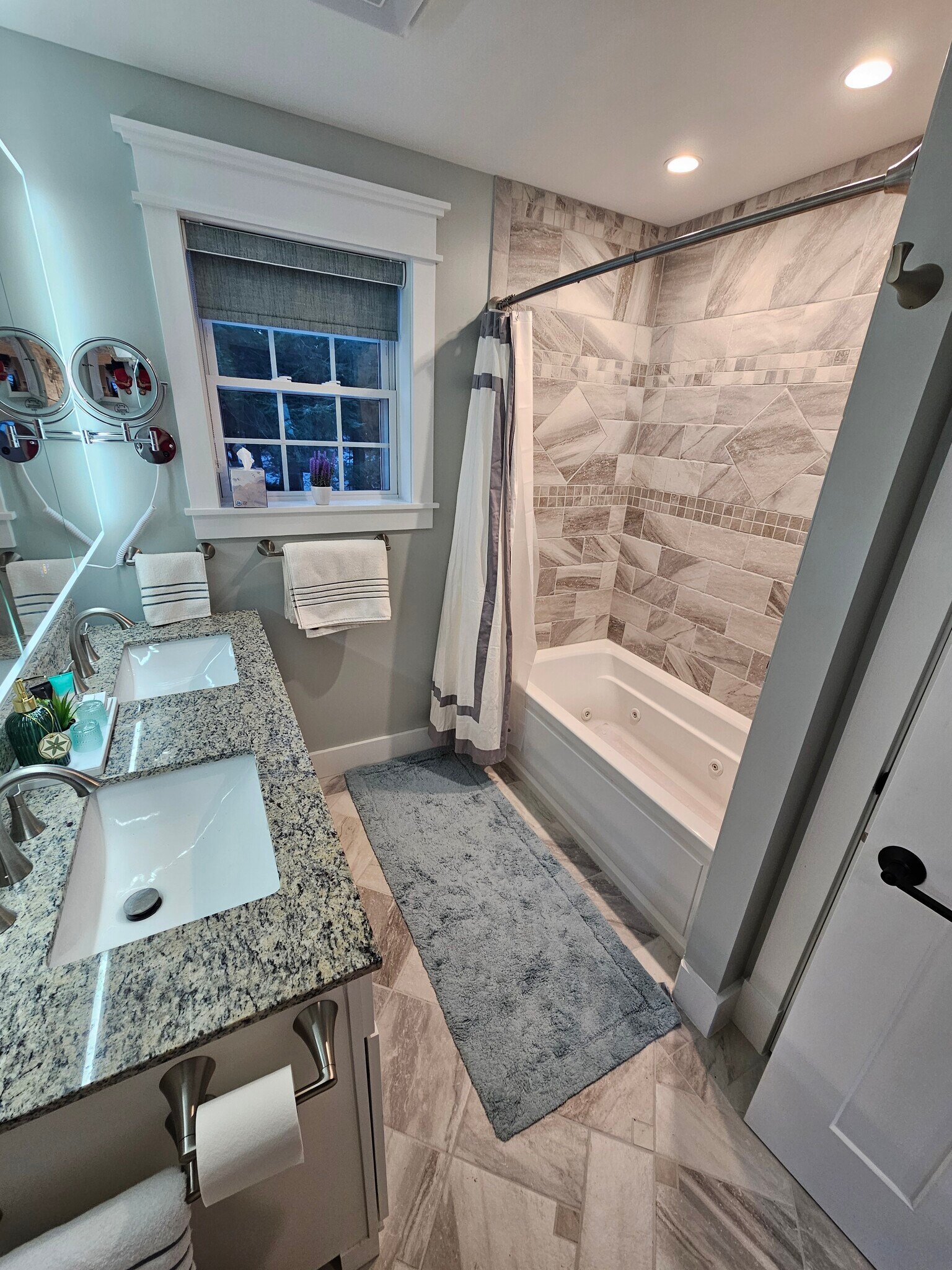 Building Photo - 435 High St