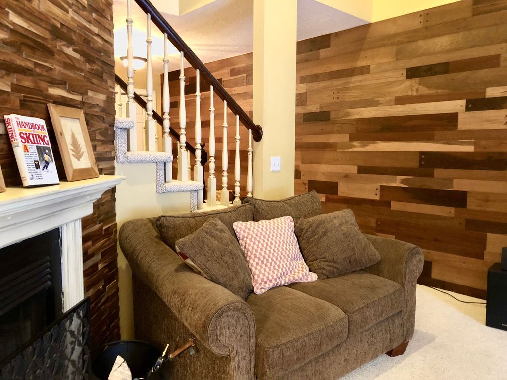 Building Photo - 8131 S Clover Spring Ln