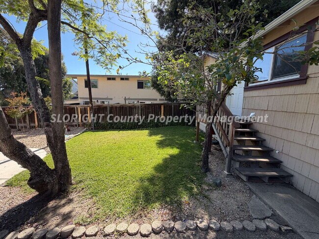 Building Photo - AVAILABLE NOW - Two Blocks From Poly - 2 Bed / 1 Bath