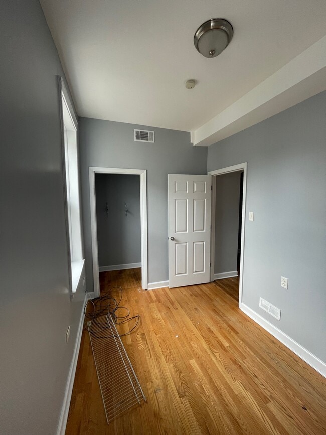 Building Photo - 4920 W 30th St