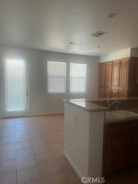 Building Photo - 13029 Hillhaven Ct