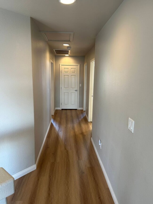 Building Photo - 3 Story Home Nestled in the Heart of Coronado Ranch