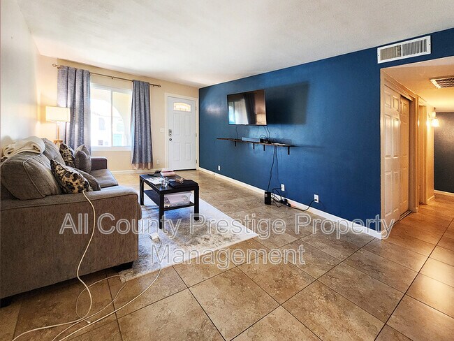 Building Photo - 4701 W Charleston Ave