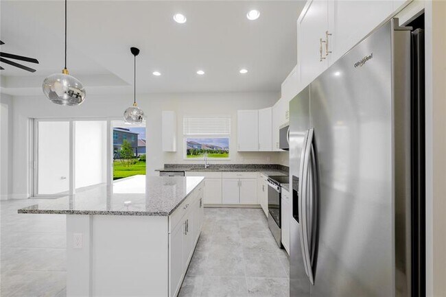 Building Photo - 14040 Spruce Pne Dr