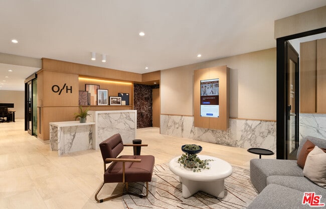 Building Photo - 230 W Olympic Blvd