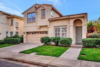 Building Photo - Stunning Updated 3 Bedroom Home in Desirable Tassajara Meadows Across from Emerald Glen Park
