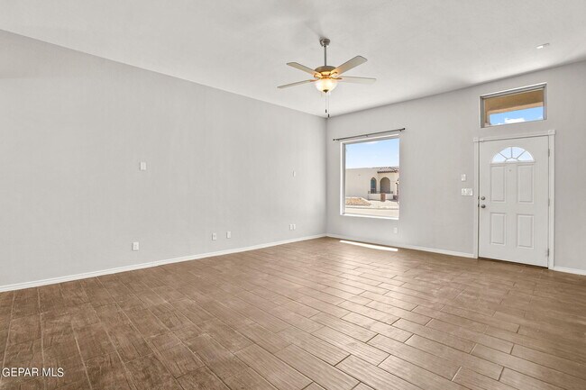 Building Photo - 778 Lemington St