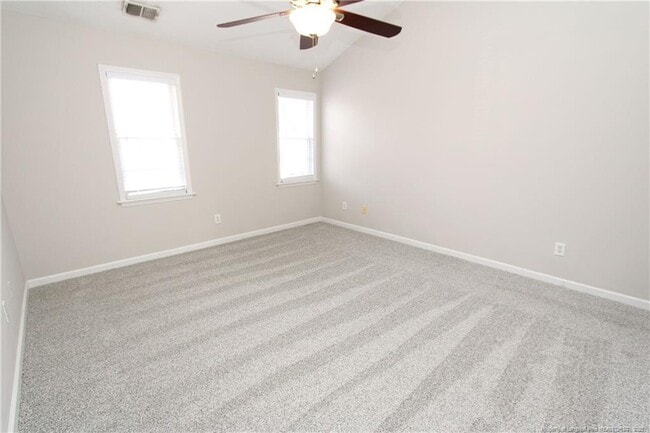 Building Photo - 101 Lake Meadow Dr