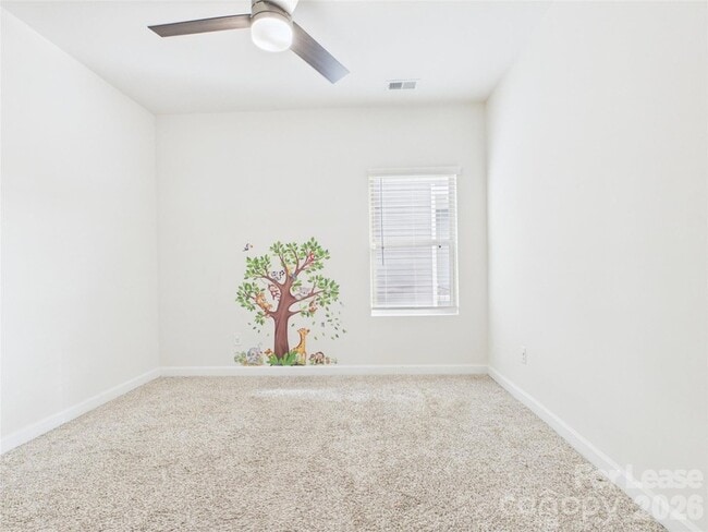 Building Photo - 3941 Woodland View Dr