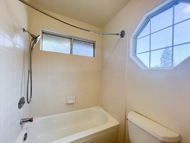 Building Photo - 8330 Sea Island Ct