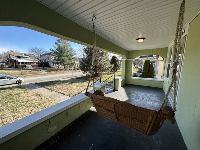 Large Covered Porch - 4608 S 3rd St